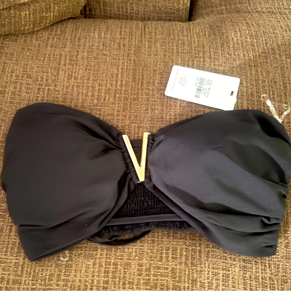 Black shirt